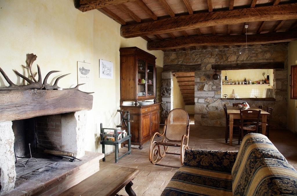 Agriturismo Surripa Amelia Pokoj fotografie